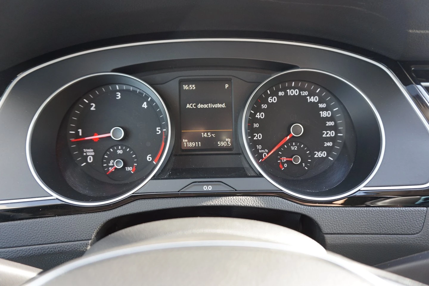 VW Passat Highline 2.0TDI BMT - изображение 7