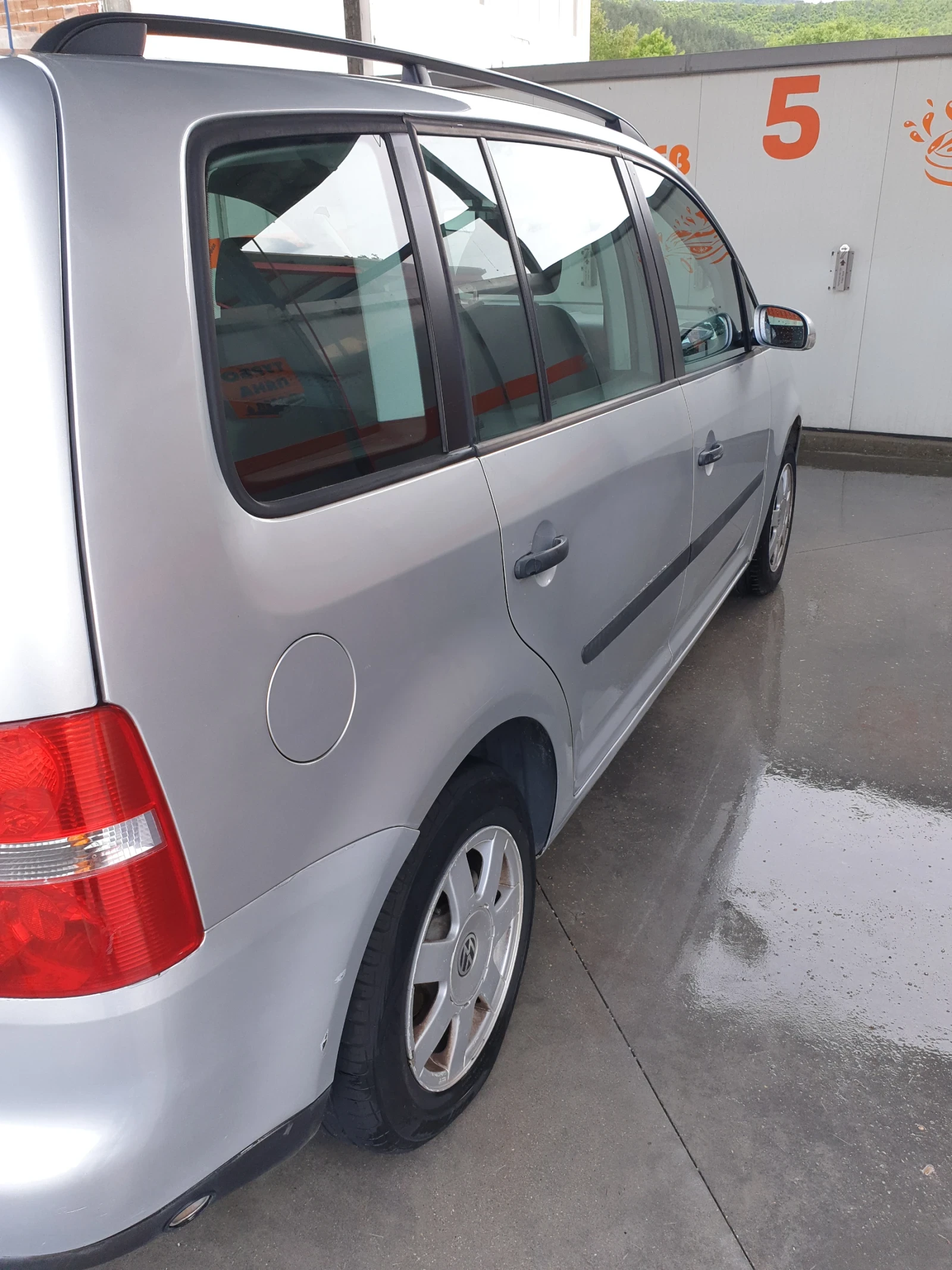 VW Touran  - изображение 5