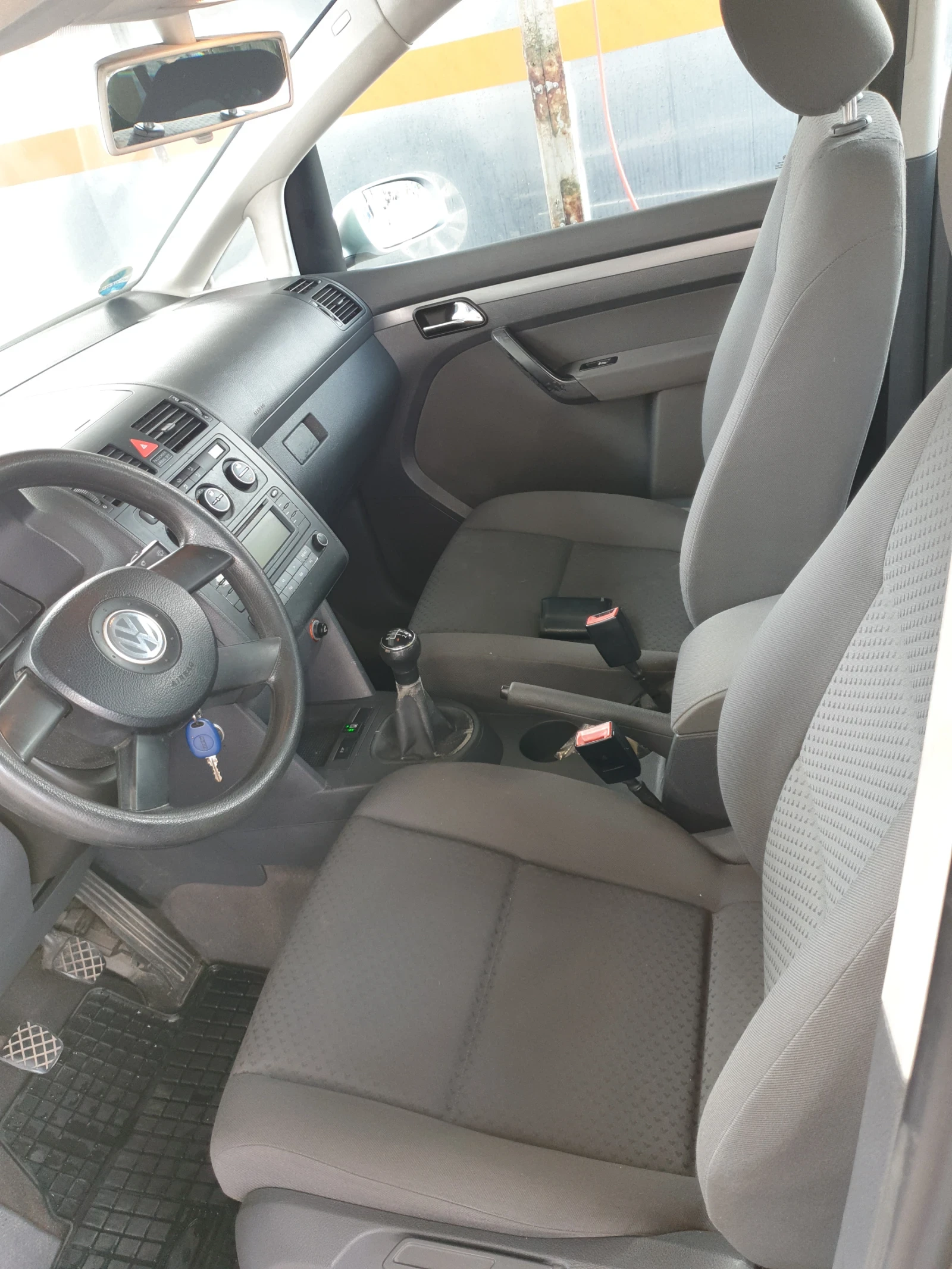 VW Touran  - изображение 7
