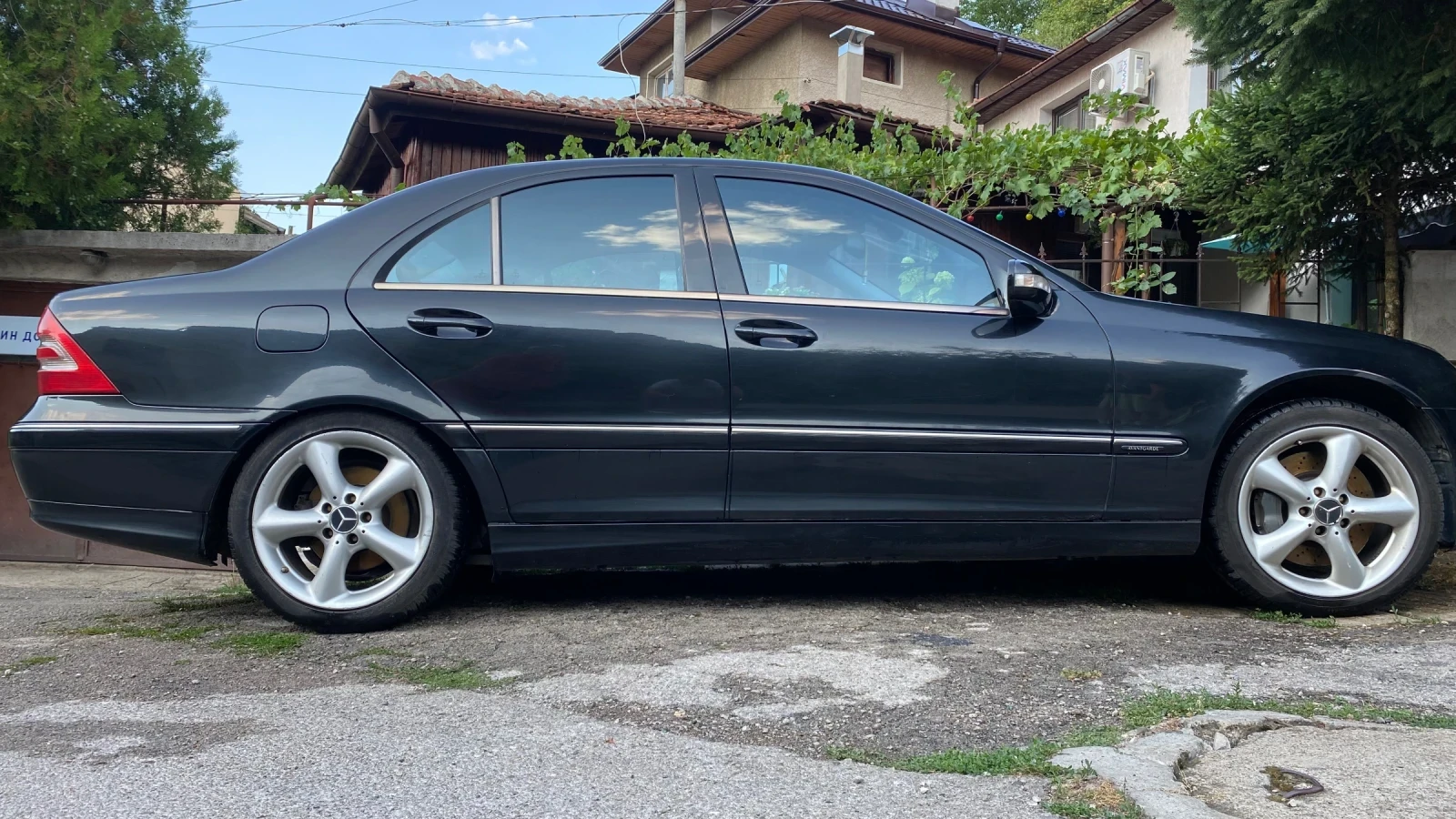 Mercedes-Benz C 220  - изображение 3