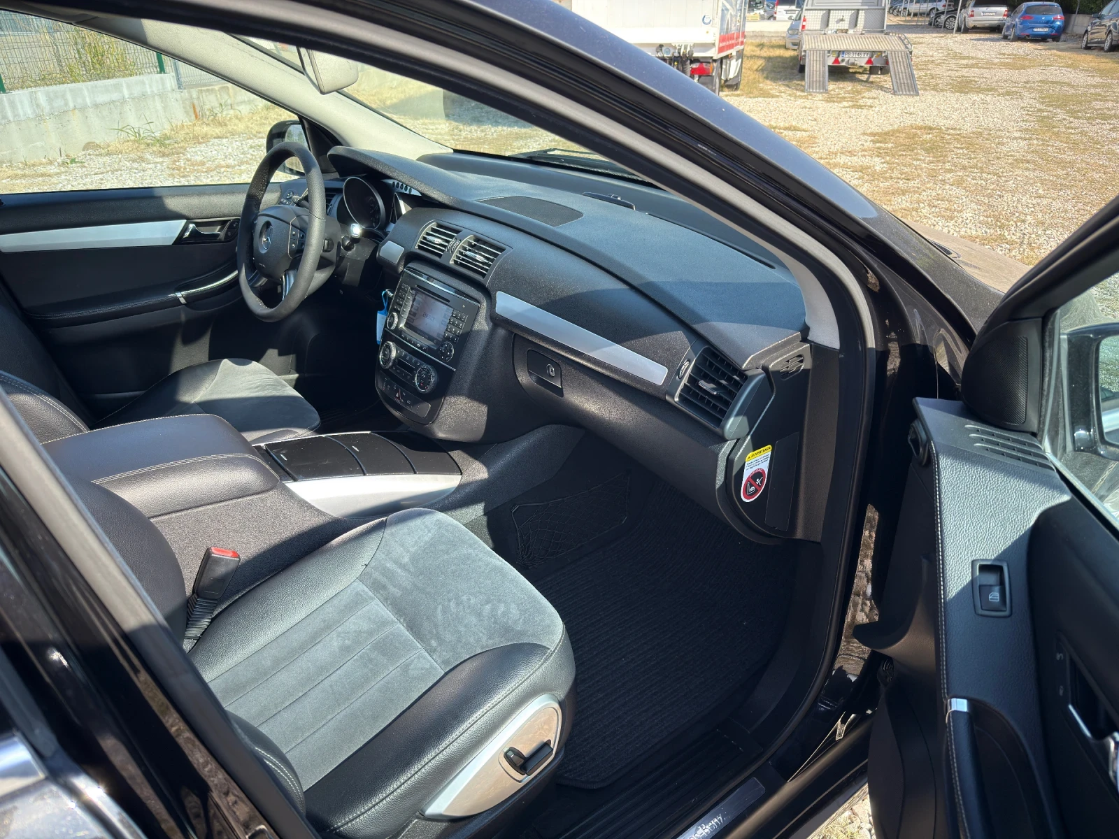 Mercedes-Benz R 320 3.2 CDI 4 Matic | Mobile.bg — изображение 12