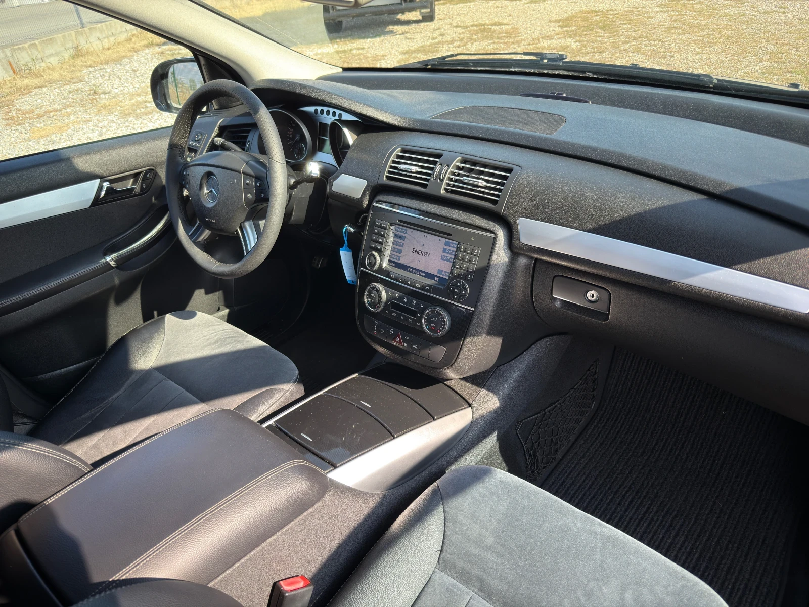 Mercedes-Benz R 320 3.2 CDI 4 Matic | Mobile.bg — изображение 13