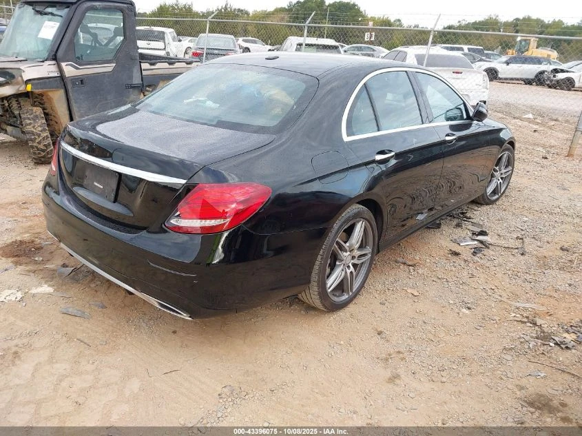 Mercedes-Benz E 300 BURMESTER/ПАНОРАМА/ПОДГРЕВИ/ПАМЕТ - изображение 6