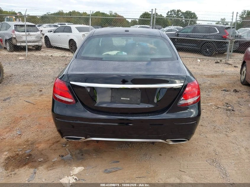 Mercedes-Benz E 300 BURMESTER/ПАНОРАМА/ПОДГРЕВИ/ПАМЕТ - изображение 5