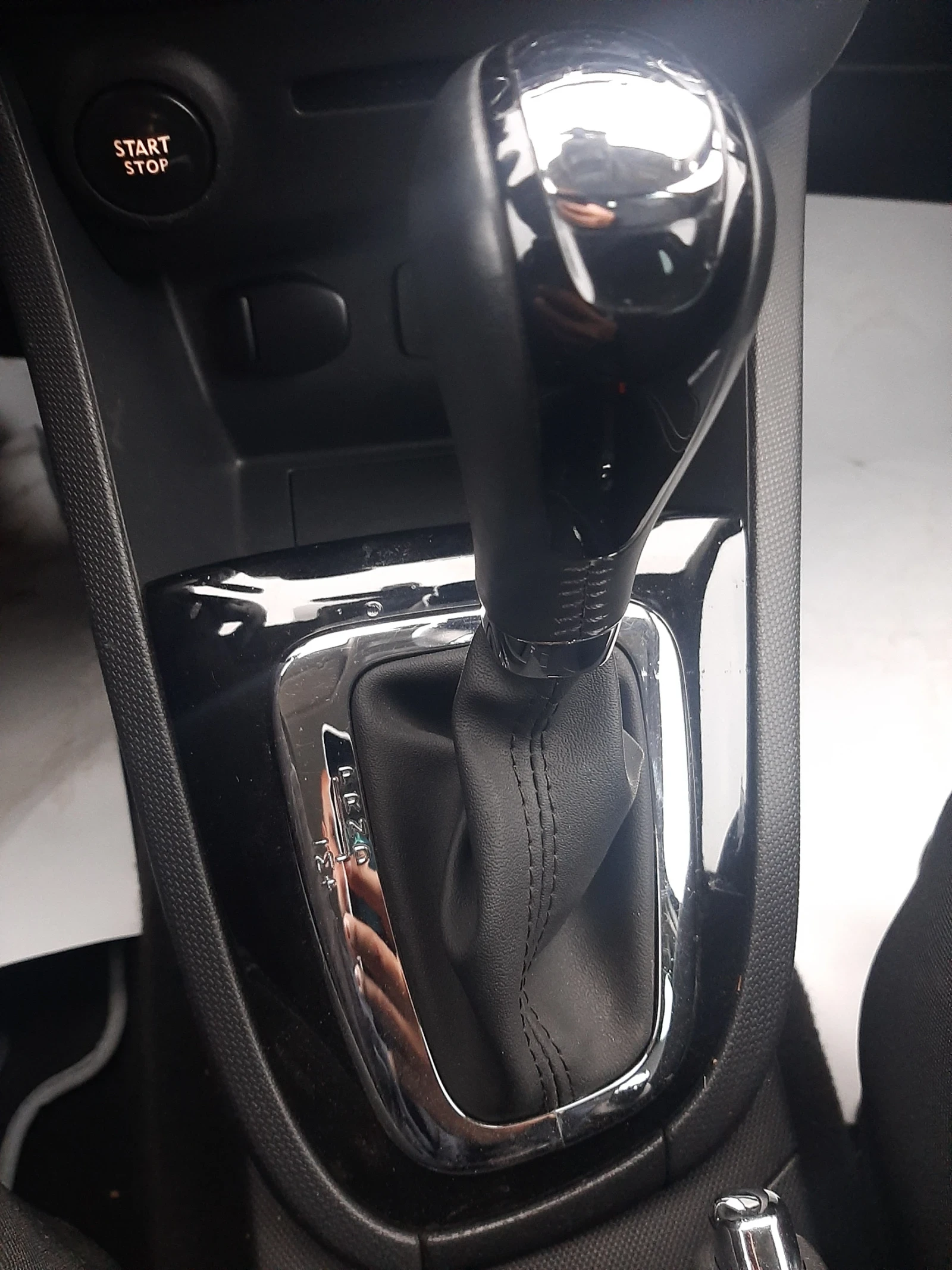 Renault Clio  - изображение 10