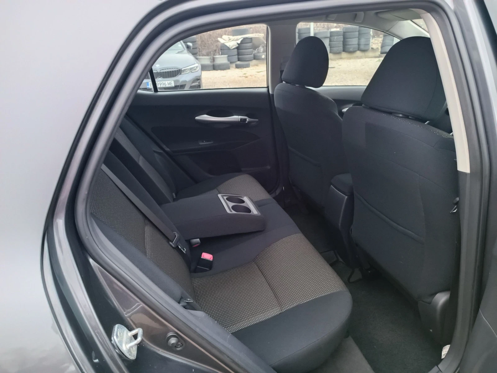 Toyota Auris 1.8i-147��-���������-�����-6��-FACELIFT-KEYLESS | Mobile.bg � ����������� 12