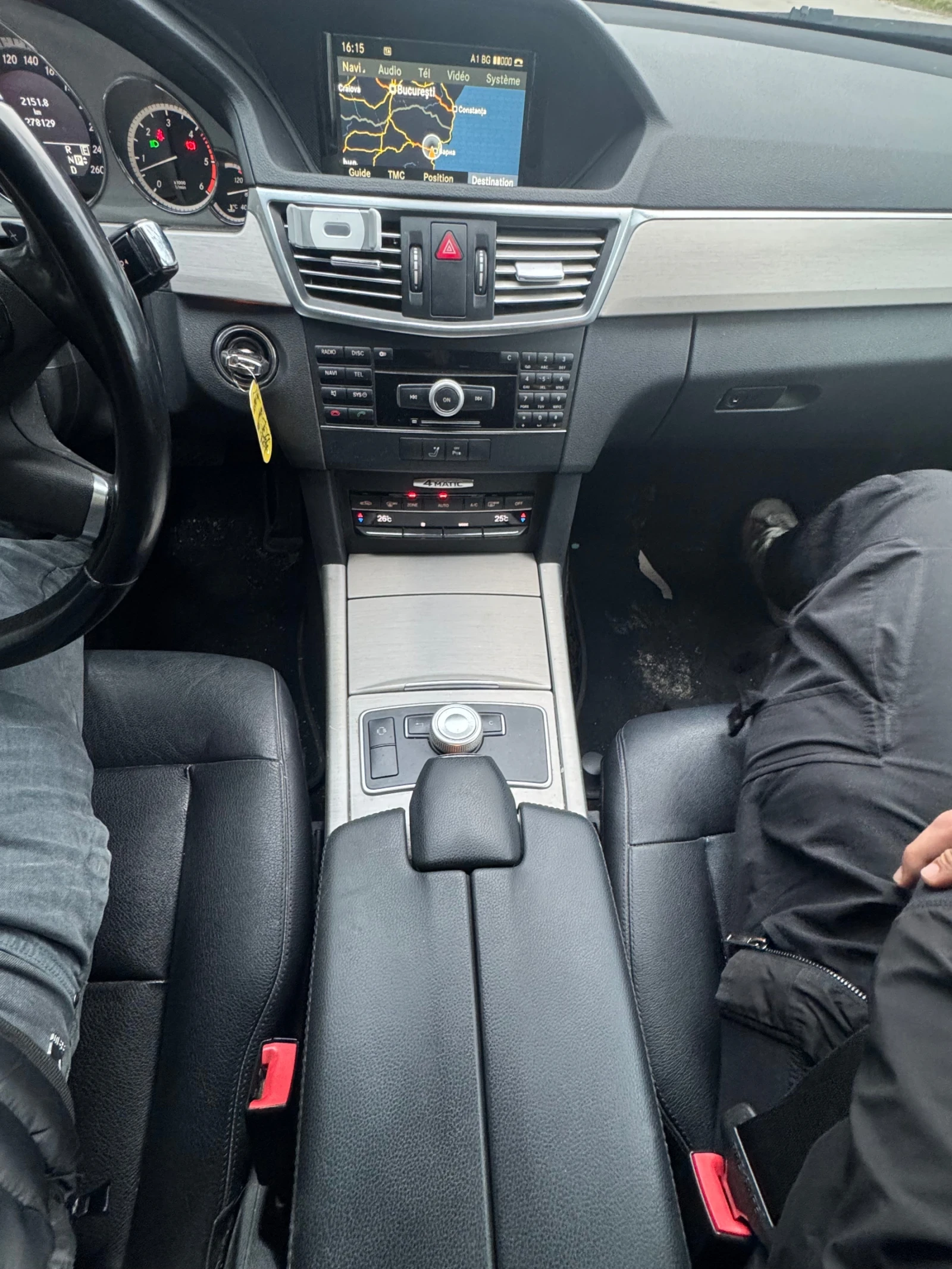 Mercedes-Benz E 350 НОВ ВНОС РЕСИСТРИРАН 4 MATIC, ТОП СЪСТОЯНИЕ, снимка 15 - Автомобили и джипове - 54189486