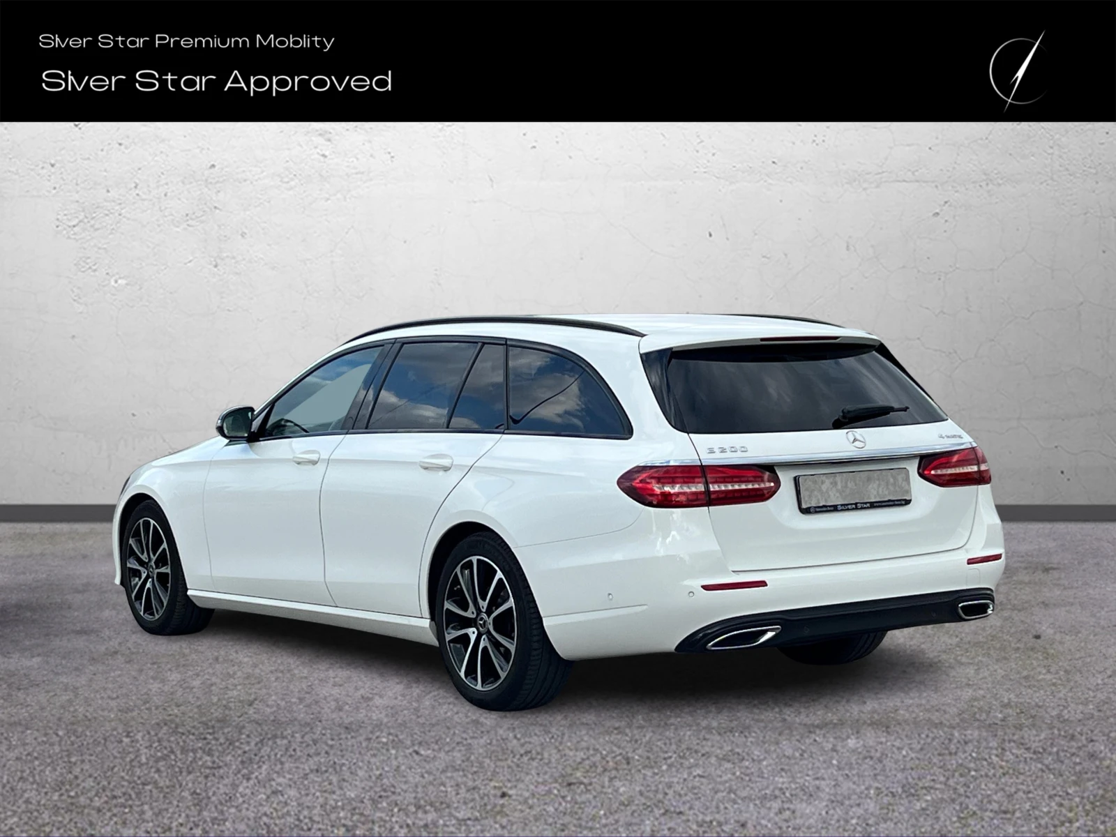 Mercedes-Benz E 200 4MATIC Т, снимка 4 - Автомобили и джипове - 54362977