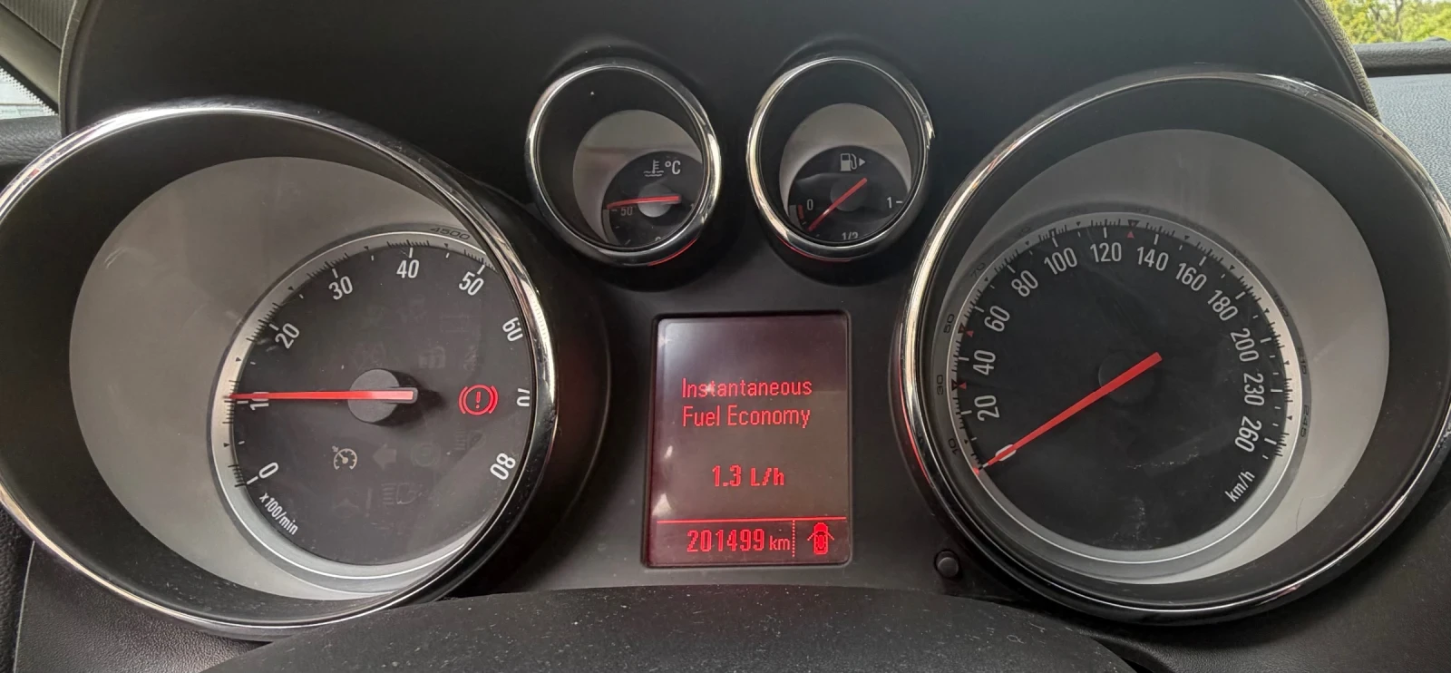 Opel Astra J 1.4 Turbo LPG/бензин, снимка 3 - Автомобили и джипове - 54426857