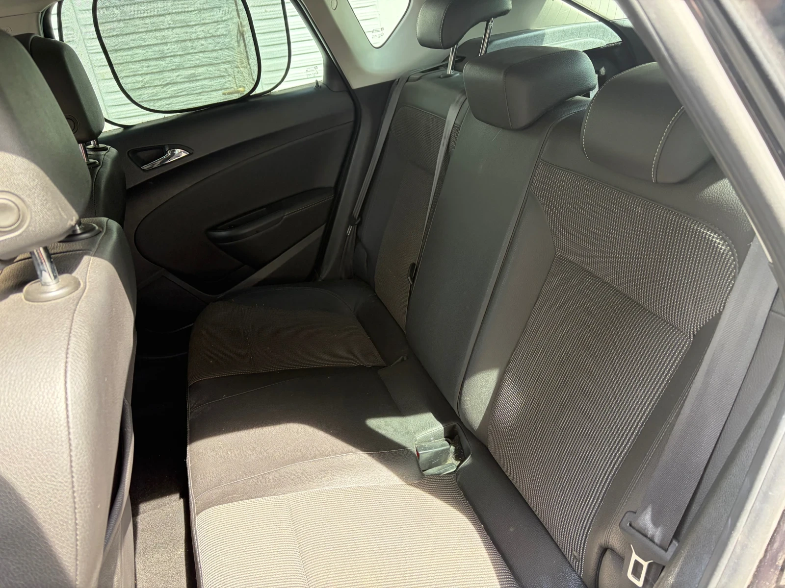 Opel Astra J 1.4 Turbo LPG/бензин, снимка 5 - Автомобили и джипове - 54426857