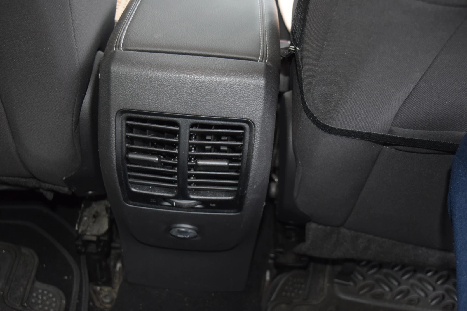 Ford C-max, снимка 10 - Автомобили и джипове - 54479493