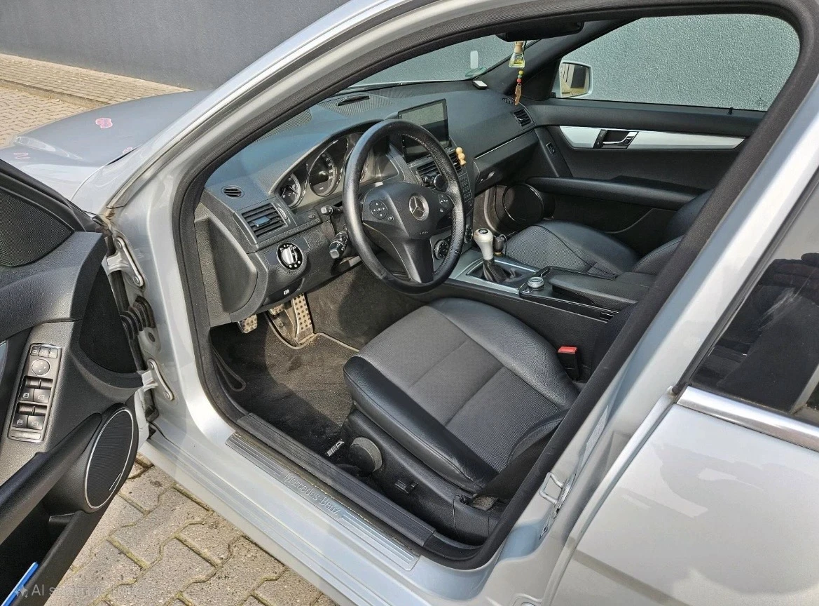 Mercedes-Benz C 220 AMG PANORAMA , снимка 9 - Автомобили и джипове - 54513504