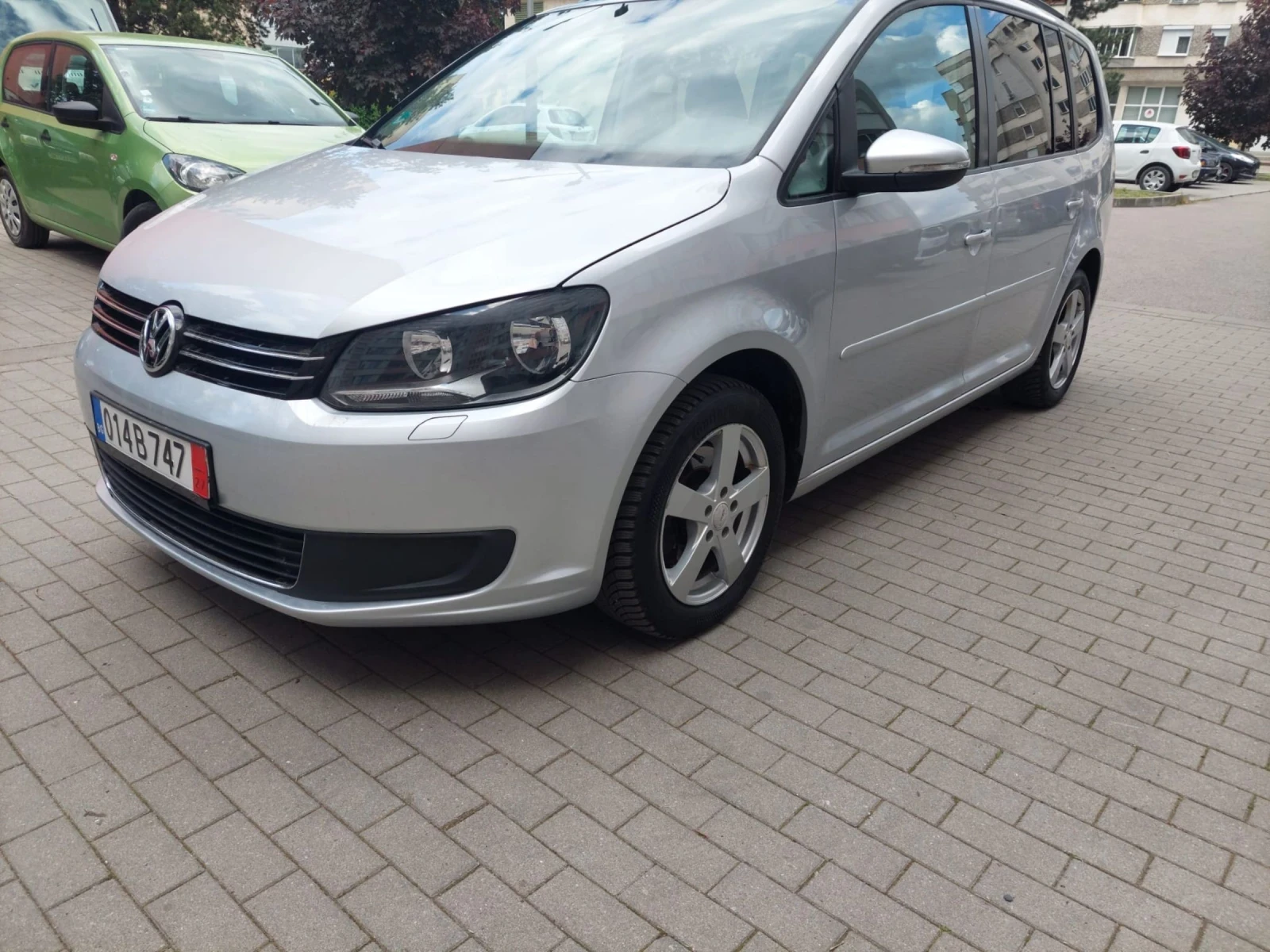 VW Touran 2.0 6скорости 6+ 1 ТОП, снимка 3 - Автомобили и джипове - 54597146