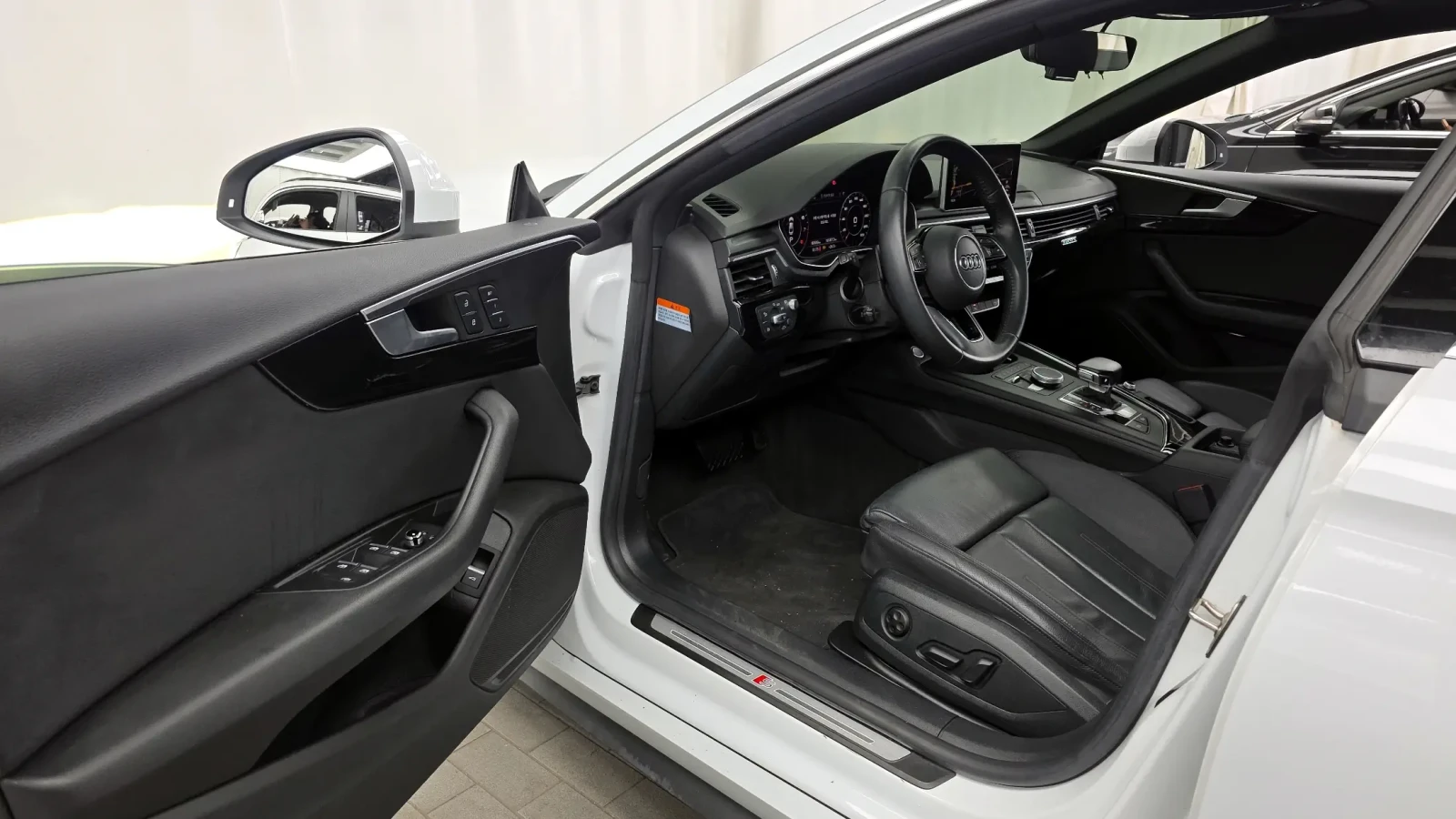 Audi A5 45 TFSI Quattro Premium Sportback, снимка 9 - Автомобили и джипове - 54722324