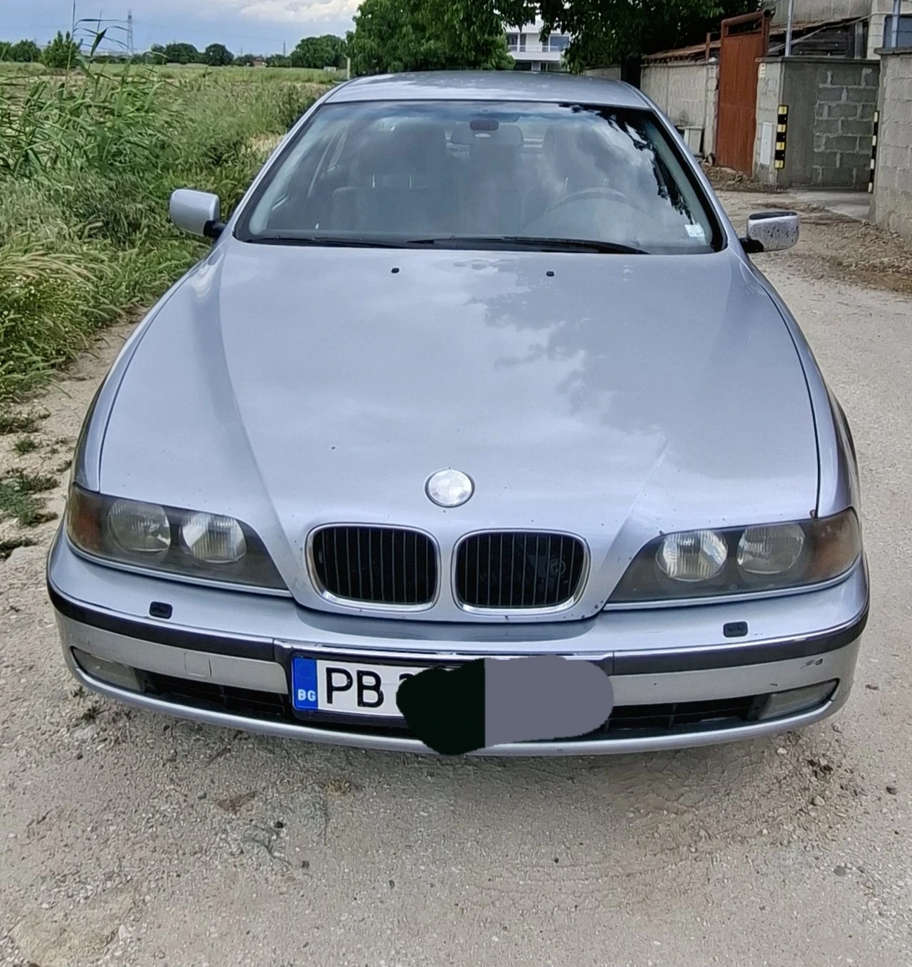 BMW 528 I, снимка 2 - Автомобили и джипове - 54731687