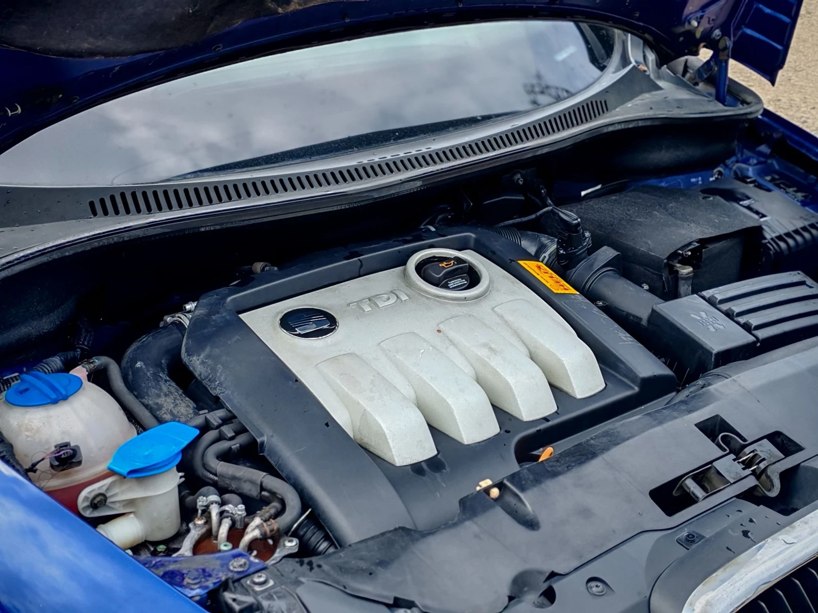 Seat Altea 1.9TDI(105)* КЛИМАТРОНИК* НОВ ВНОС* , снимка 16 - Автомобили и джипове - 54808200