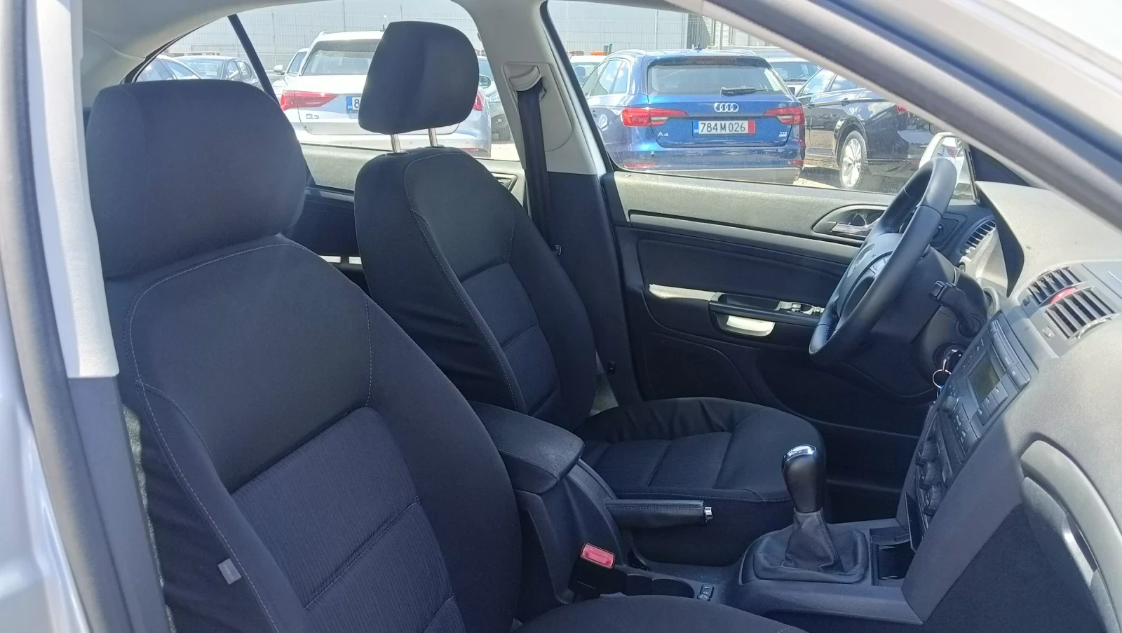 Skoda Octavia 1.9TDI 105к.с Топ състояние , снимка 7 - Автомобили и джипове - 54900615
