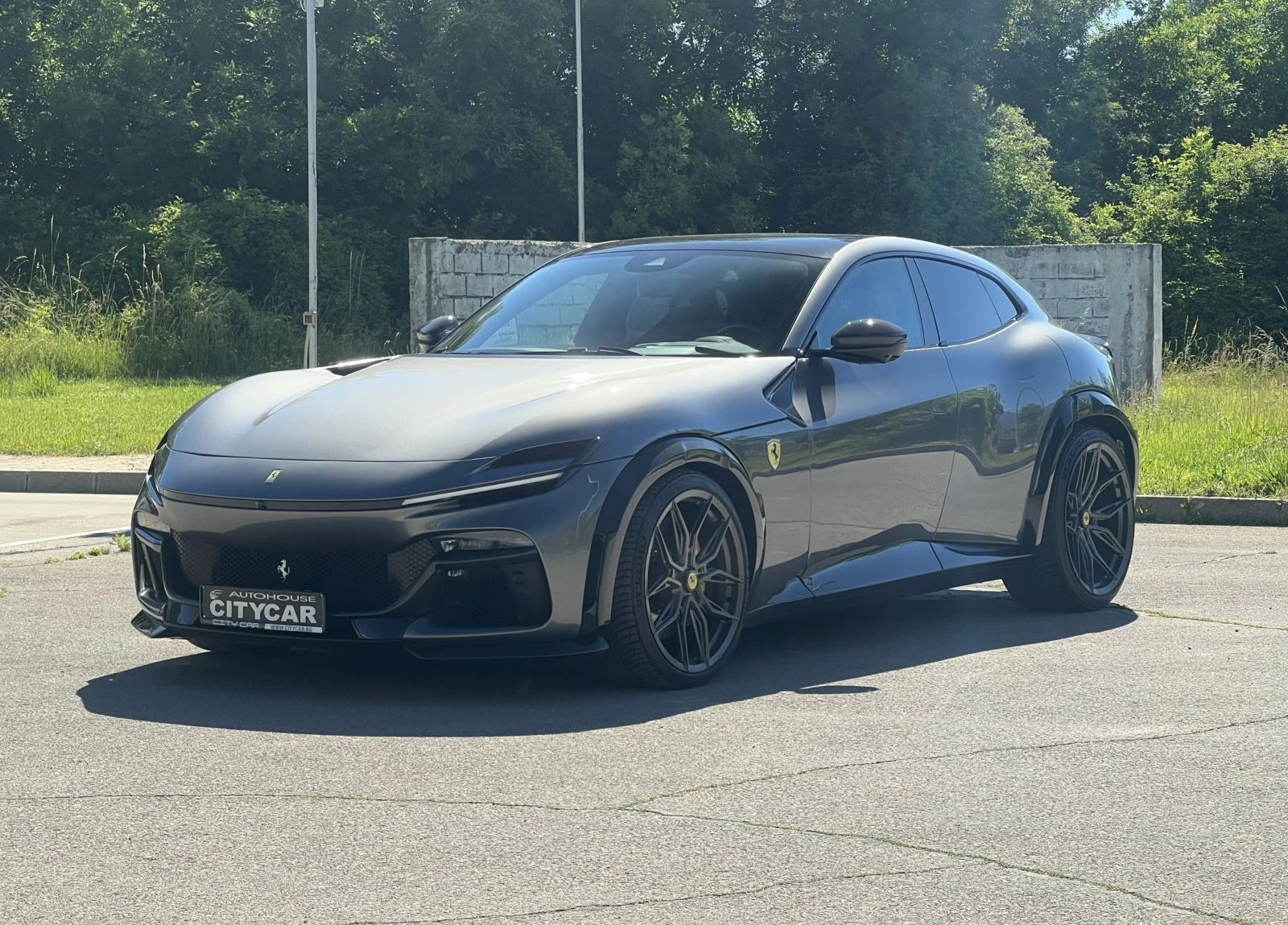 Ferrari Purosangue 6.5 V12 / NOVITEC / CARBON / AIR / MATRIX / 360 / , снимка 3 - Автомобили и джипове - 54915271