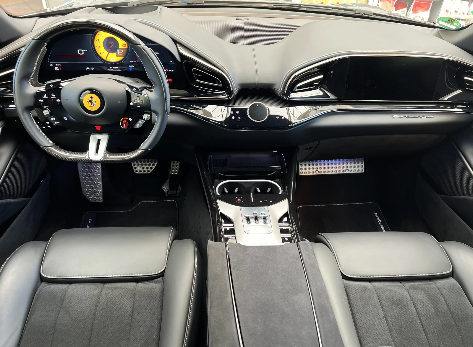 Ferrari Purosangue 6.5 V12 / NOVITEC / CARBON / AIR / MATRIX / 360 / , снимка 13 - Автомобили и джипове - 54915271