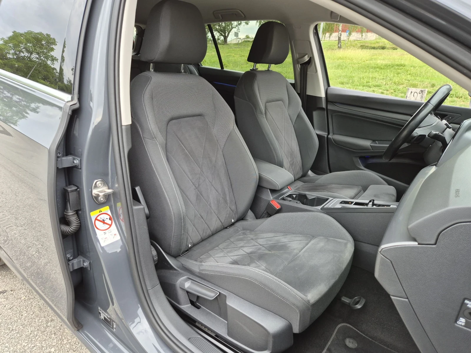 VW Golf 2.0TDI STYLE DSG Full LED Камера Кожа, снимка 11 - Автомобили и джипове - 55208149