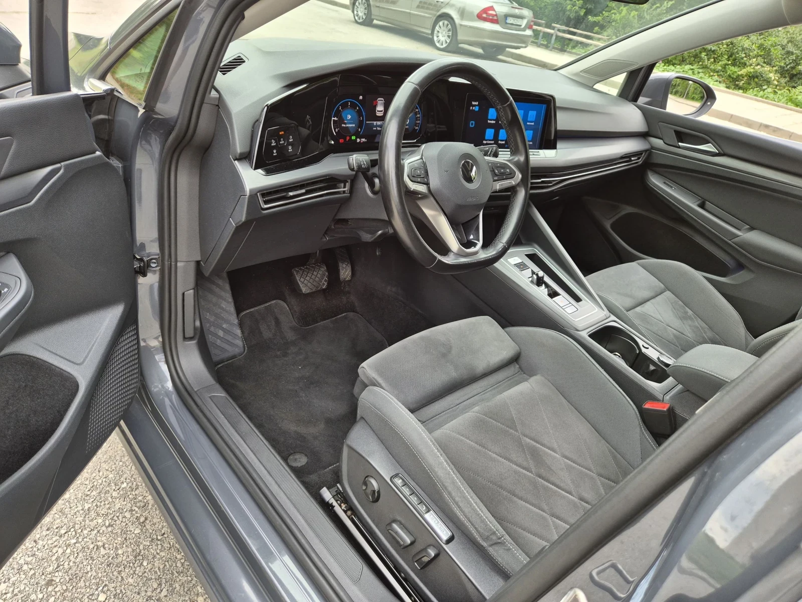 VW Golf 2.0TDI STYLE DSG Full LED Камера Кожа, снимка 12 - Автомобили и джипове - 55208149