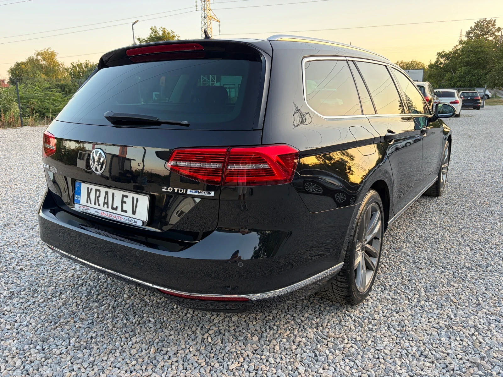 VW Passat 2.0TDI/HIGH LINE/DIGITAL  , снимка 4 - Автомобили и джипове - 55332107
