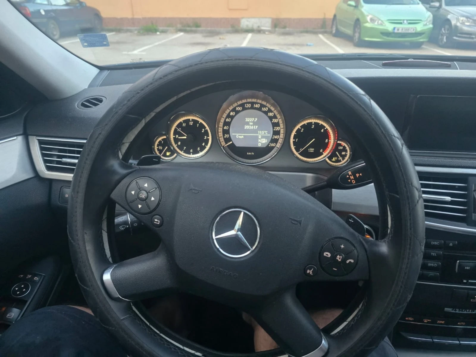 Mercedes-Benz E 350 CDI 4 MATIC, снимка 8 - Автомобили и джипове - 55387678