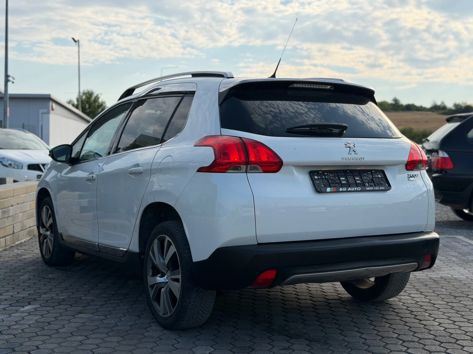 Peugeot 2008 * ИТАЛИЯ* ПАНОРАМА* НАВИГАЦИЯ* GT-LINE* LED* , снимка 6 - Автомобили и джипове - 55578185