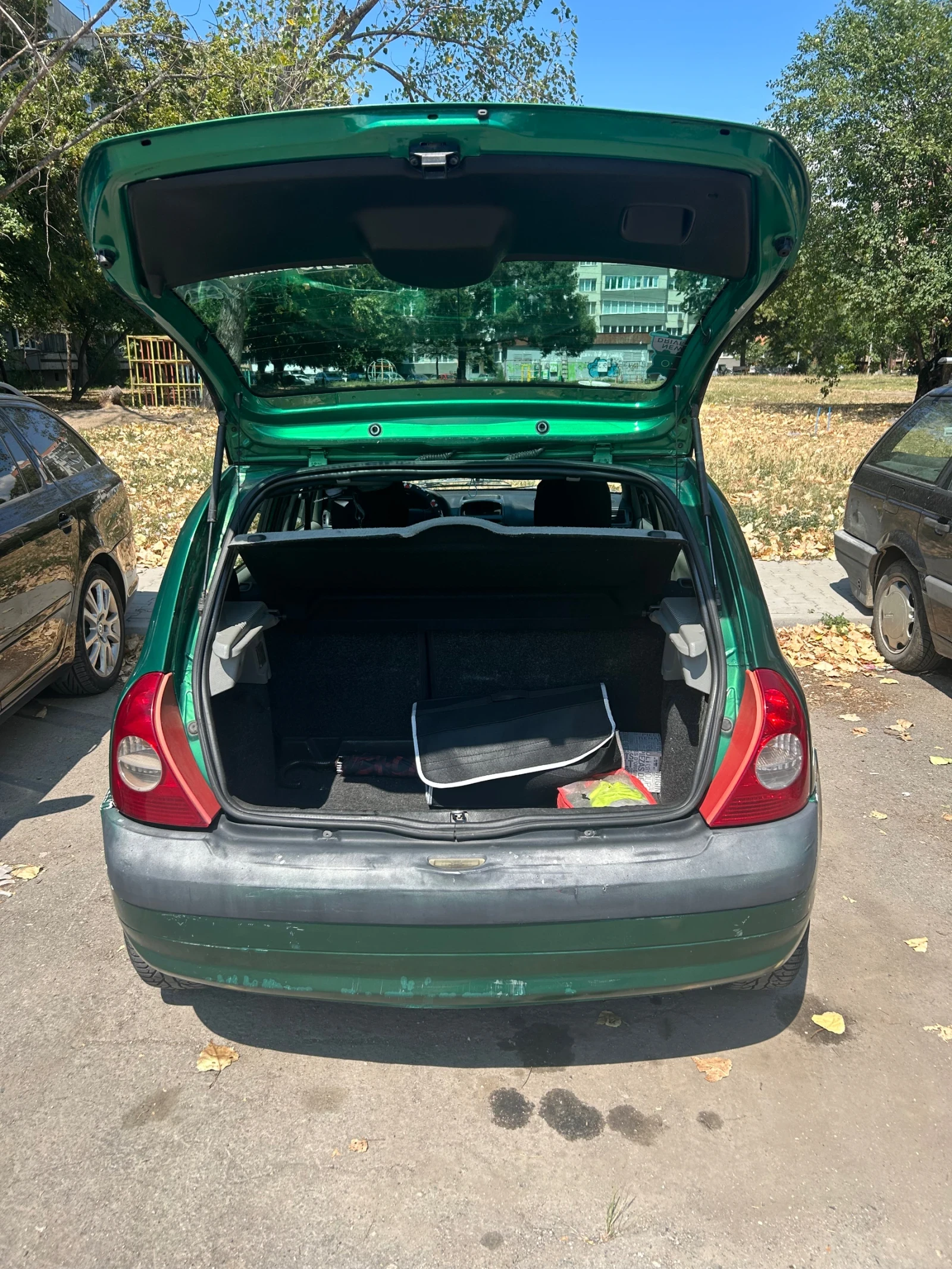 Renault Clio, снимка 12 - Автомобили и джипове - 55623163
