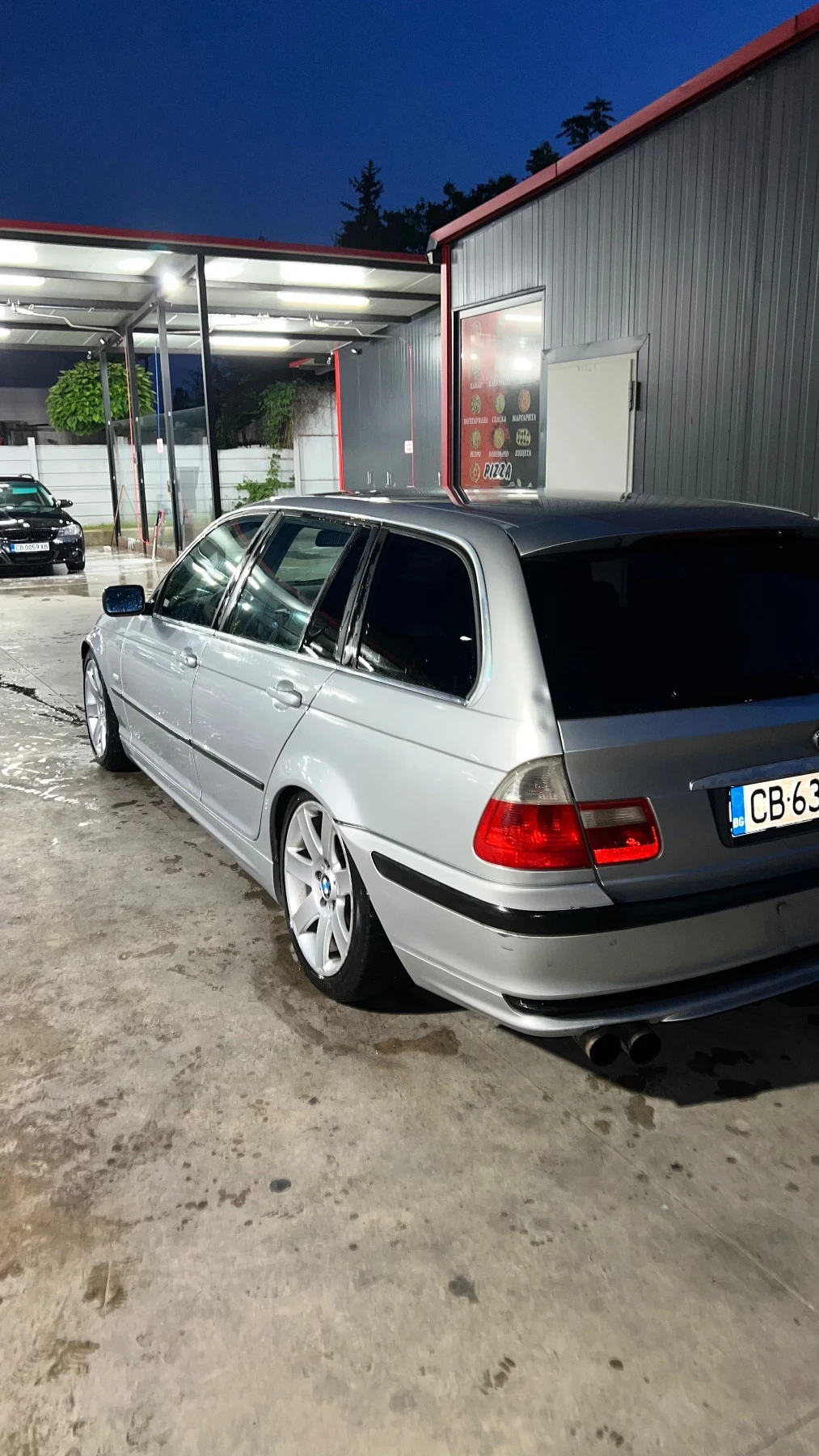 BMW 320, снимка 6 - Автомобили и джипове - 56075904