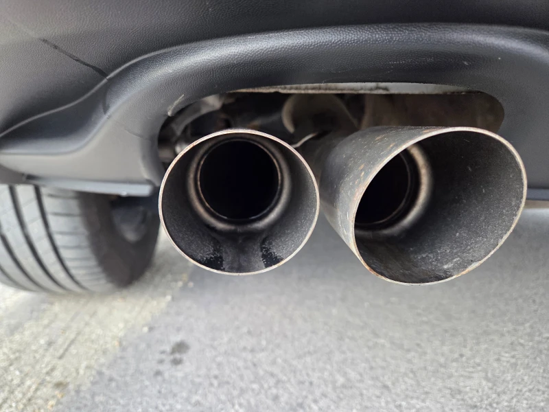 VW Tiguan 4x4 нов ангр.комплект Continental, снимка 12 - Автомобили и джипове - 50155005