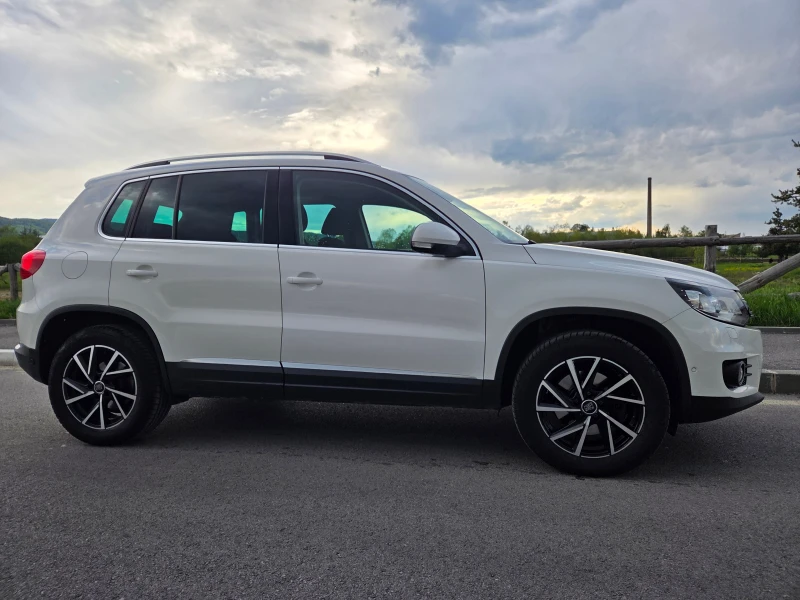VW Tiguan 4x4 нов ангр.комплект Continental, снимка 6 - Автомобили и джипове - 50155005