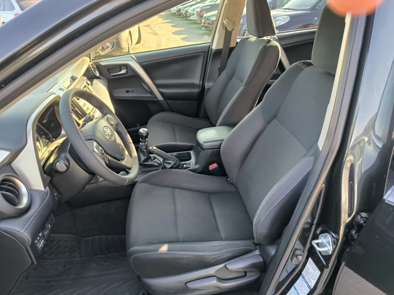 Toyota Rav4 2.0d-4x4-Navi-Kamera-Euro-5B, снимка 15 - Автомобили и джипове - 52703816