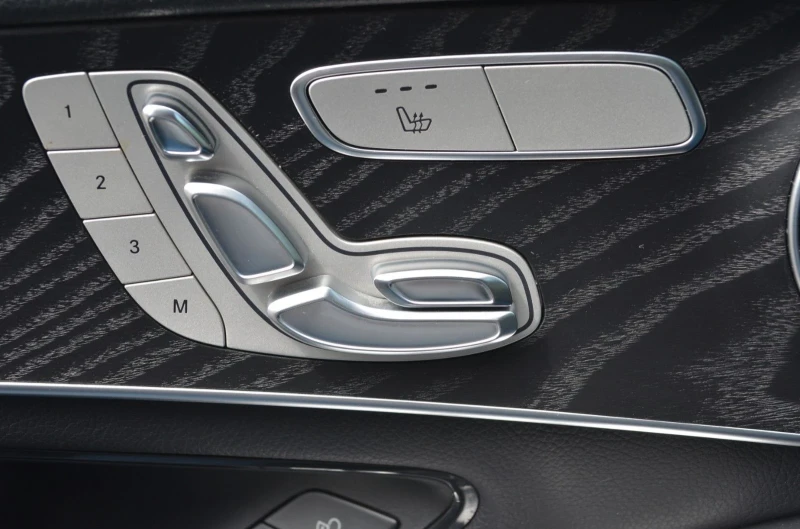 Mercedes-Benz GLC 250 9G/Реални КМ/Германия/AMG/Памет/Камера/Дистроник/, снимка 7 - Автомобили и джипове - 53199102