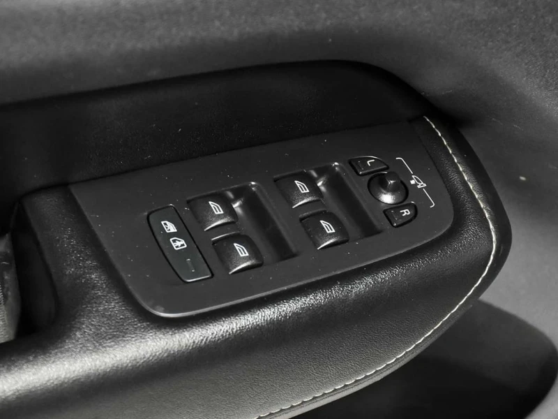 Volvo XC60 * Inscription * CARFAX * ЦЕНА ДО БГ, снимка 10 - Автомобили и джипове - 53305082