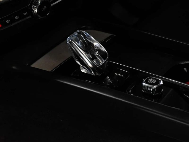 Volvo XC60 * Inscription * CARFAX * ЦЕНА ДО БГ, снимка 14 - Автомобили и джипове - 53305082