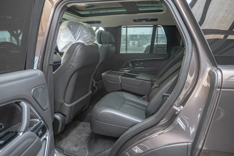 Land Rover Range rover P530/SV/SWB/Камера/Обдухване/Meridian 3D/HuD/Масаж, снимка 9 - Автомобили и джипове - 53395076