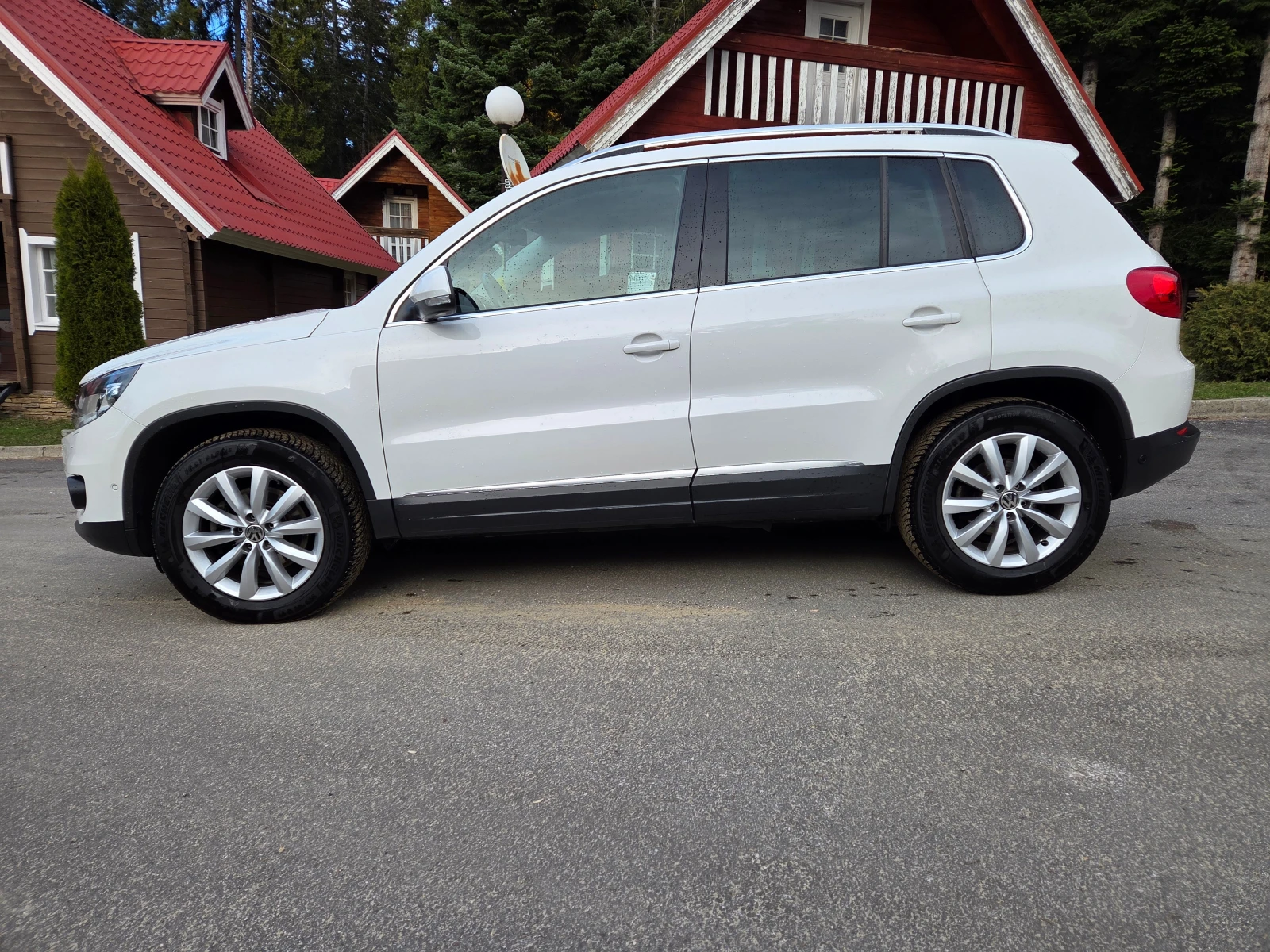VW Tiguan 4x4 нов ангр.комплект Continental, снимка 1