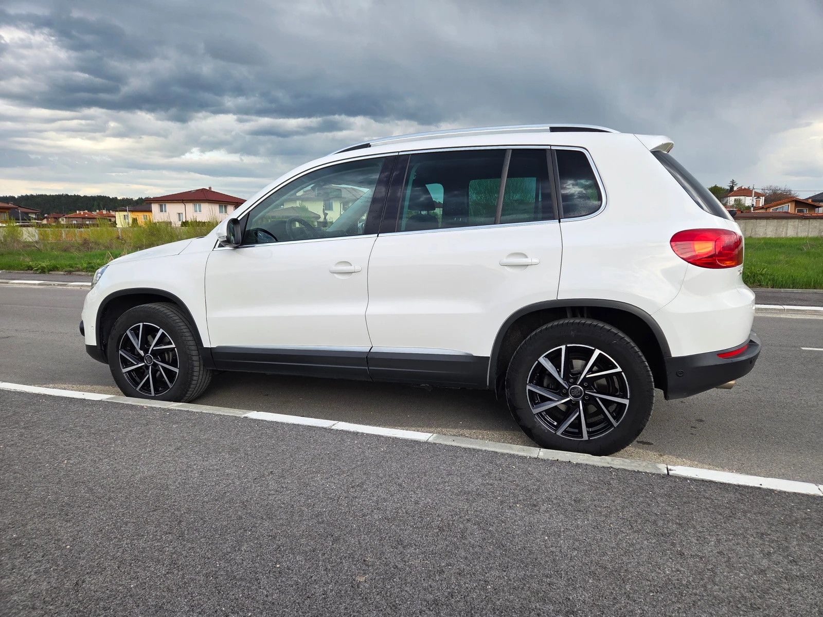 VW Tiguan 4x4 - изображение 2