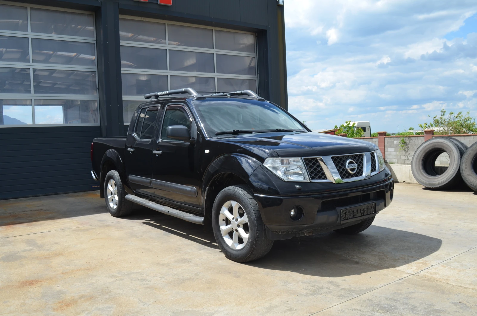 Nissan Navara 2.5 - изображение 2