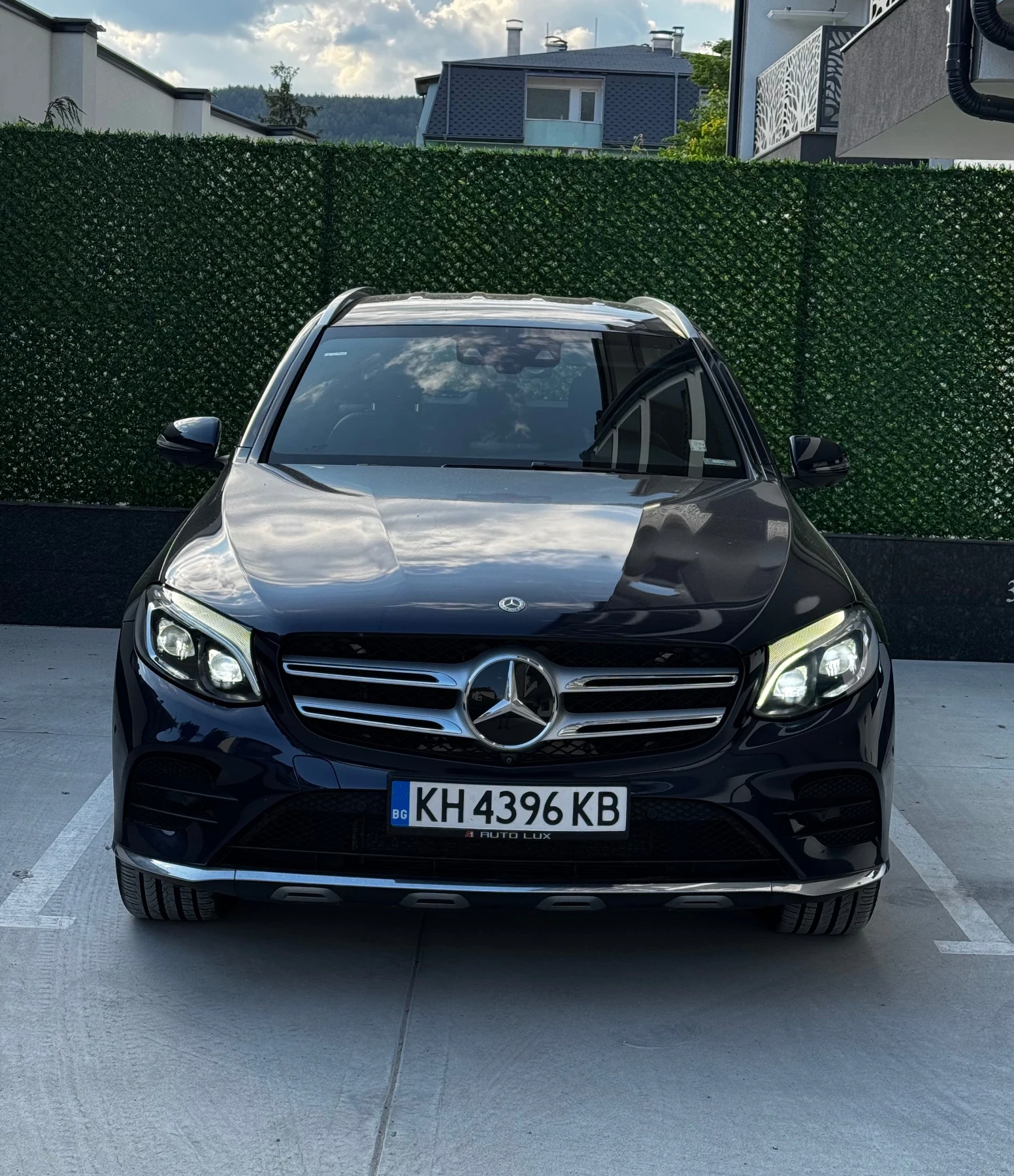 Mercedes-Benz GLC 250 9G/Реални КМ/Германия/AMG/Памет/Камера/Дистроник/, снимка 2 - Автомобили и джипове - 54682453