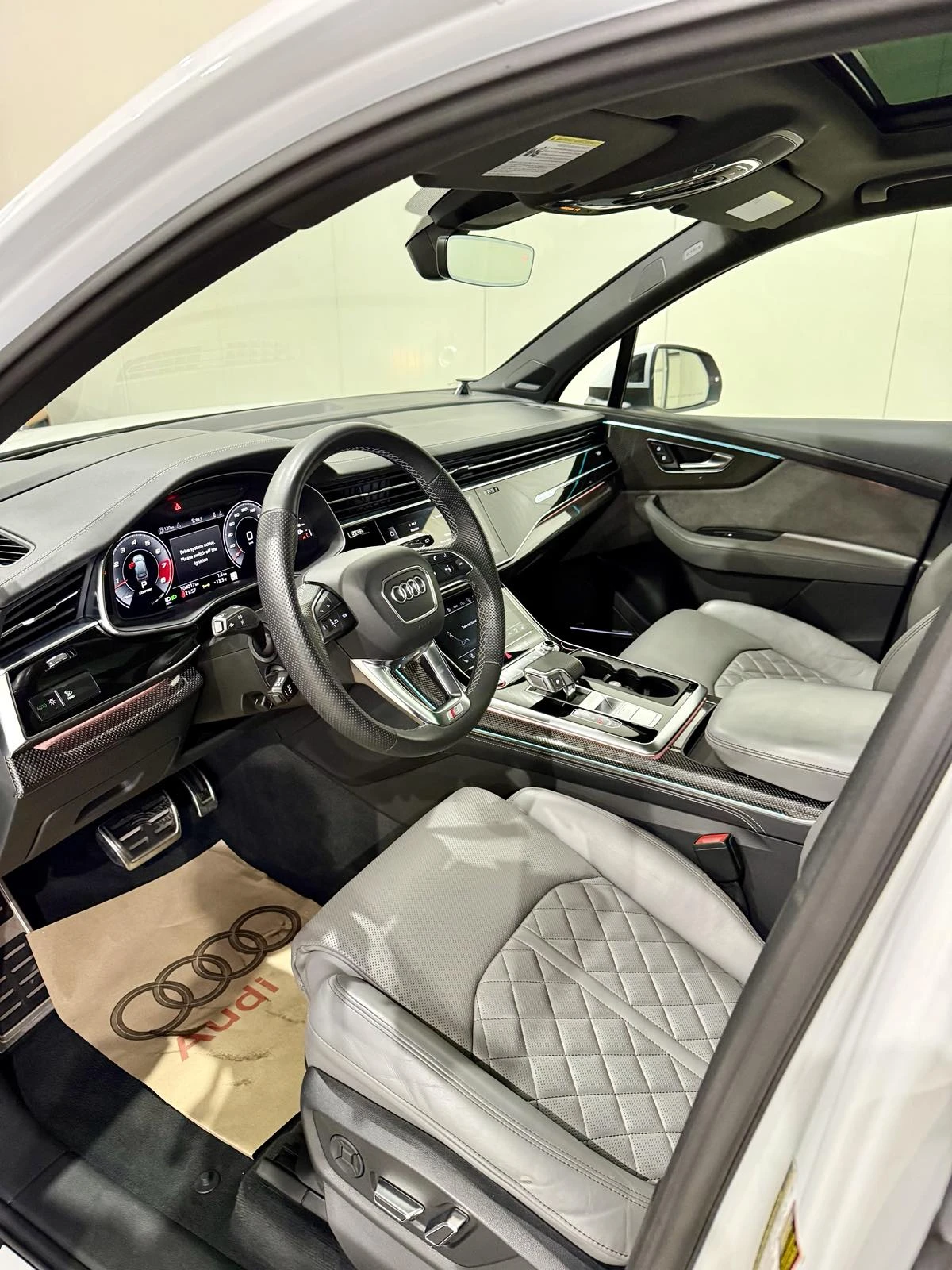 Audi SQ7 40T 507кс Black Optic, снимка 9 - Автомобили и джипове - 53973809