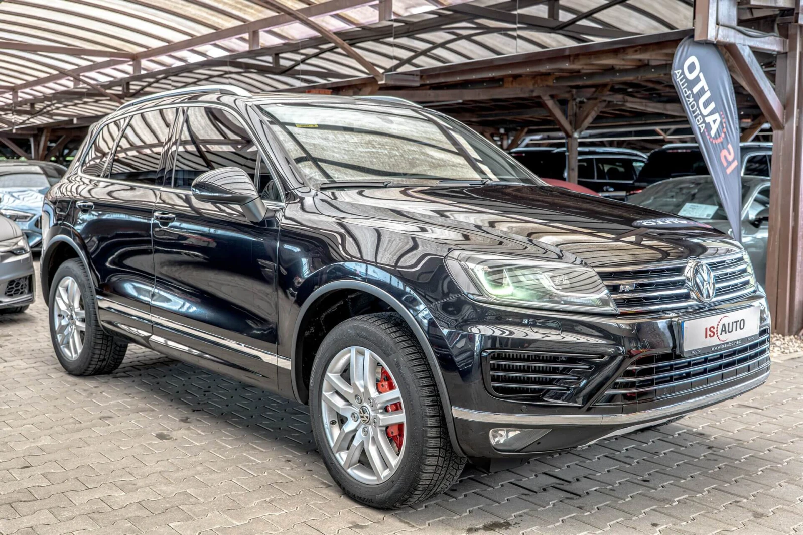 VW Touareg 3.0TDI/Terrain-Tech/Обдухване/dYnaudio/Пано/Камера, снимка 3 - Автомобили и джипове - 54510999