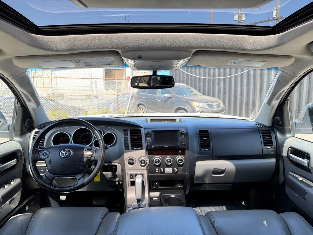 Toyota Sequoia LIMITED* 5.7* V8* �������* ������* ������ | Mobile.bg � ����������� 10