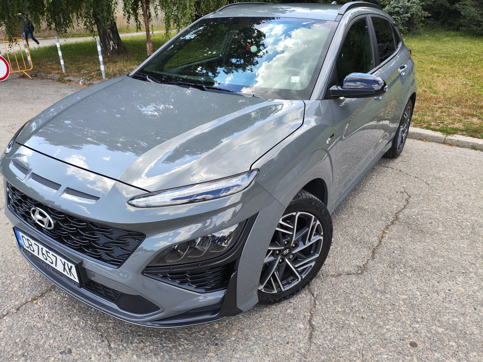 Hyundai Kona N-Line. Като нова! 31 200 км, снимка 3 - Автомобили и джипове - 55210766