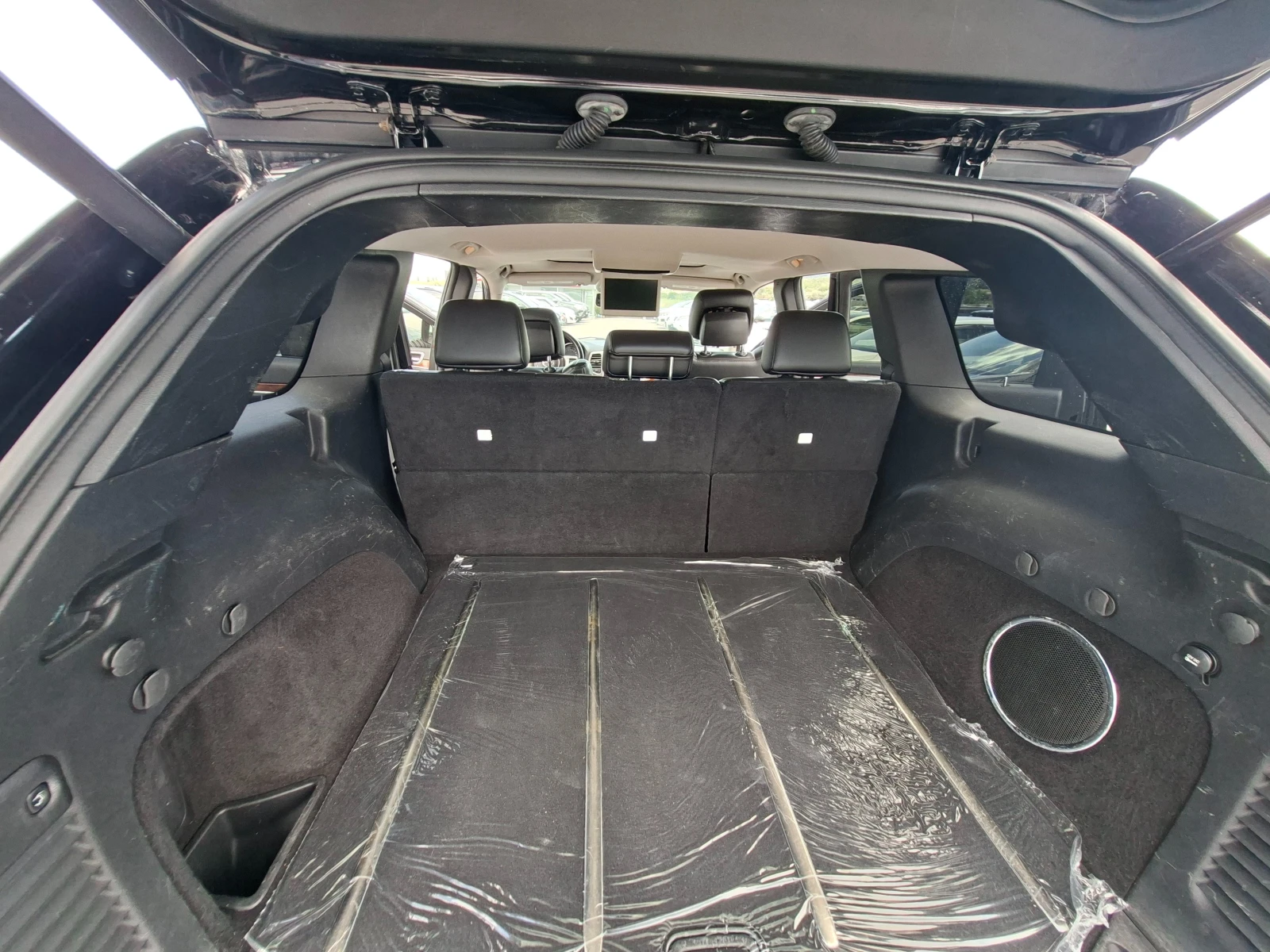 Jeep Grand cherokee 5.7 HEMI LIMITED, снимка 15 - Автомобили и джипове - 55232454