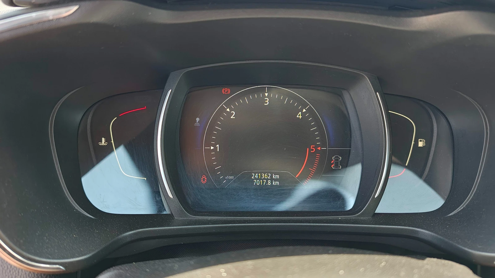 Renault Kadjar Bose, снимка 14 - Автомобили и джипове - 55266322