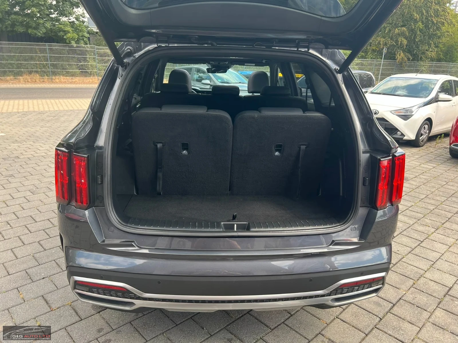 Kia Sorento PHEV/265HP/7S/4x4/PLATINUM/PANO/360/BOSE/HUD/335h, снимка 6 - Автомобили и джипове - 55837804