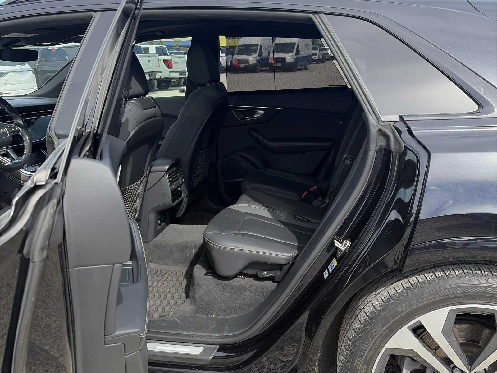 Audi Q8 Technik, АВТОКРЕДИТ, снимка 10 - Автомобили и джипове - 56228107