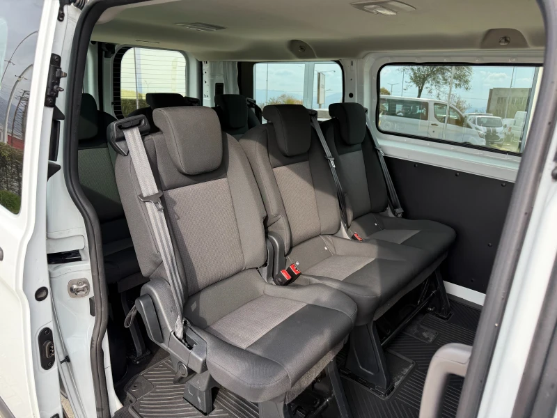 Ford Transit Custom 2.0TDCI 9-местен Клима Euro 6D , снимка 12 - Бусове и автобуси - 52133425